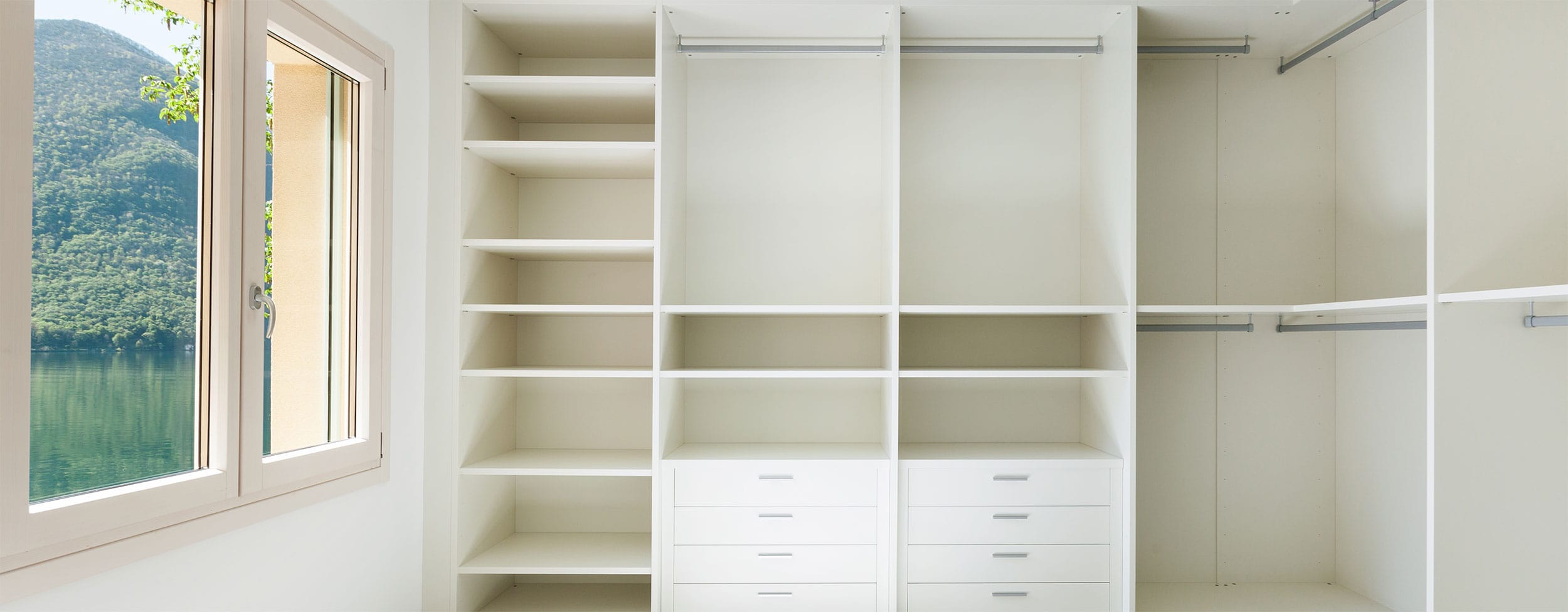 Armoire sur mesure Suisse Designo Placard en Suisse Romande